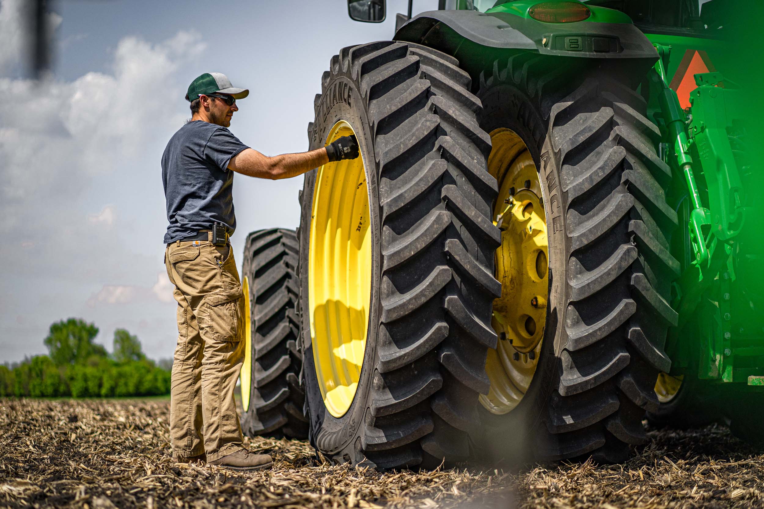 Bias vs. Radial Tractor Tires Which Should I Choose? PTK